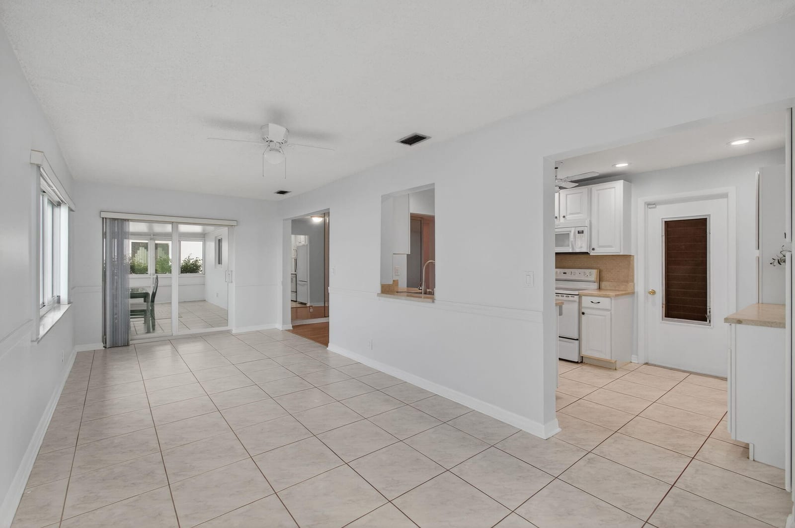 2095 SW 13th Terrace — photo 10