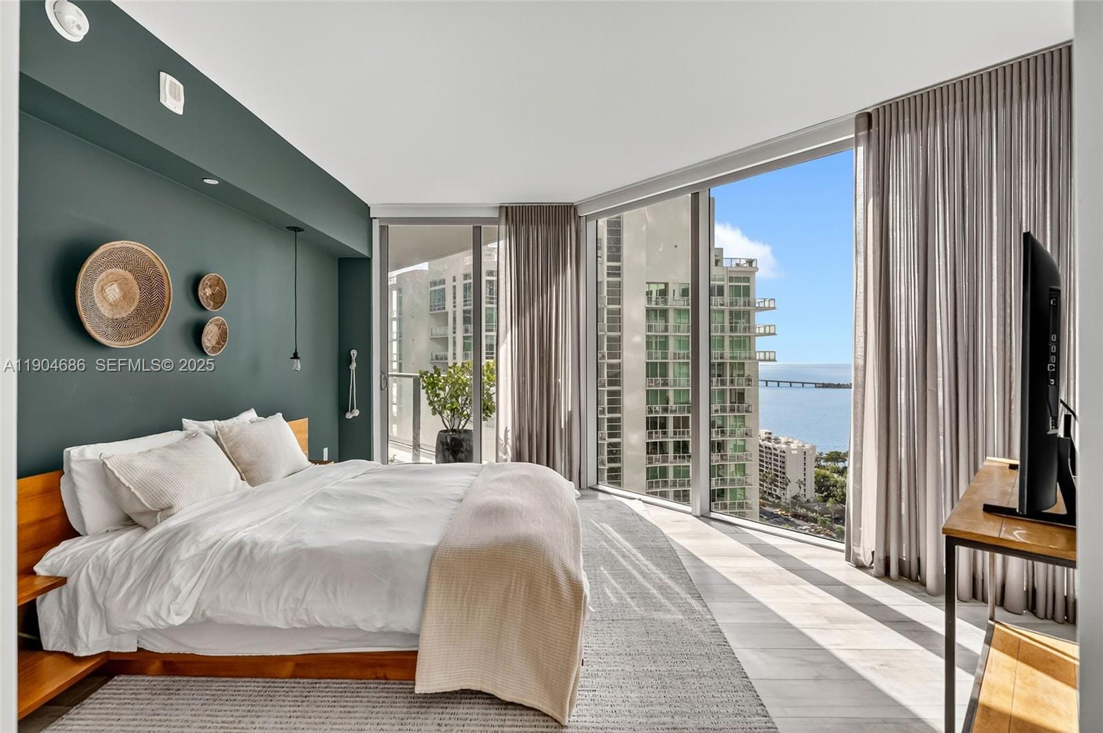 1300 Brickell Bay Drive 2403, Miami, FL 33131 photo 11