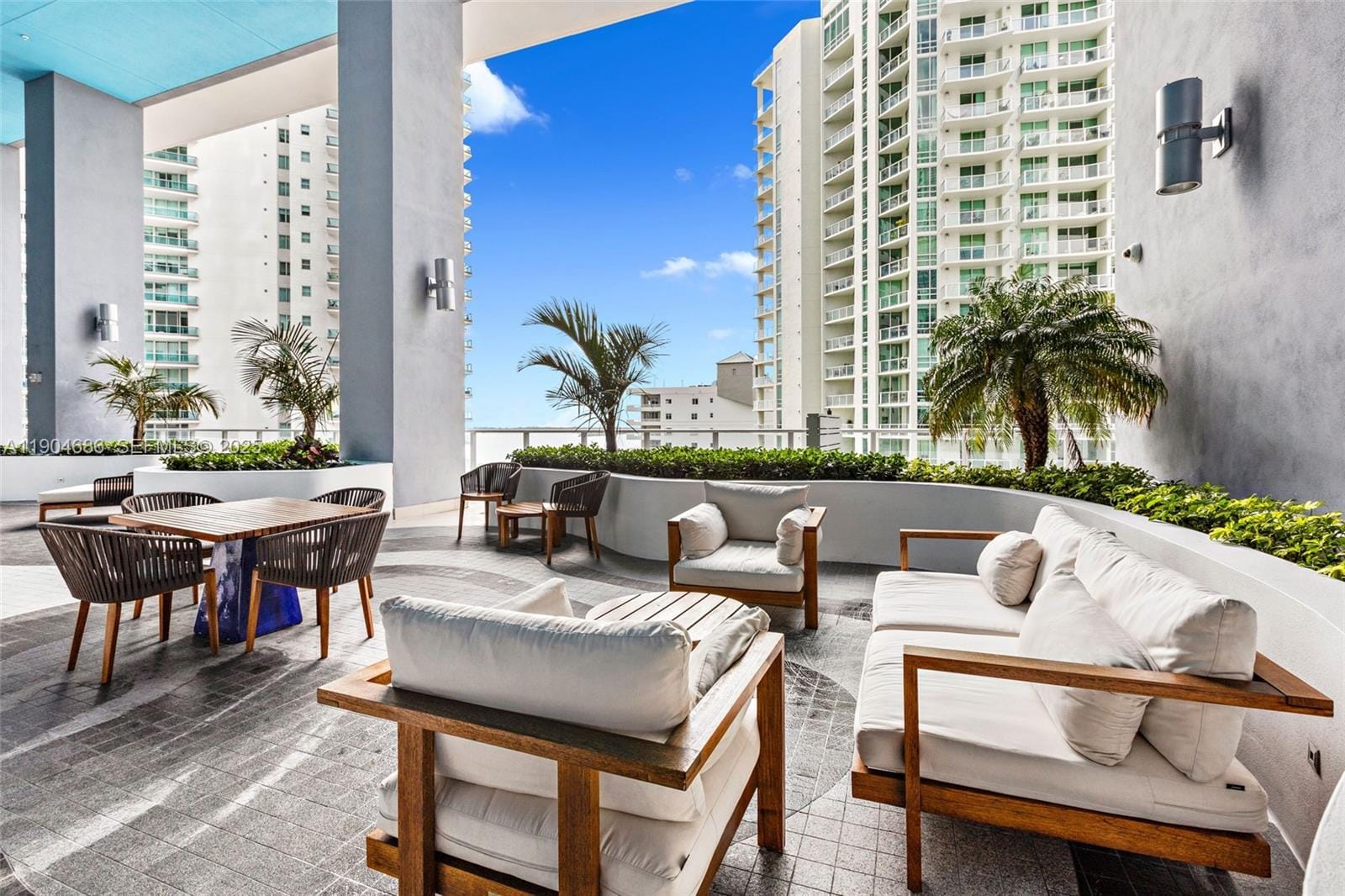 1300 Brickell Bay Drive 2403, Miami, FL 33131 photo 22