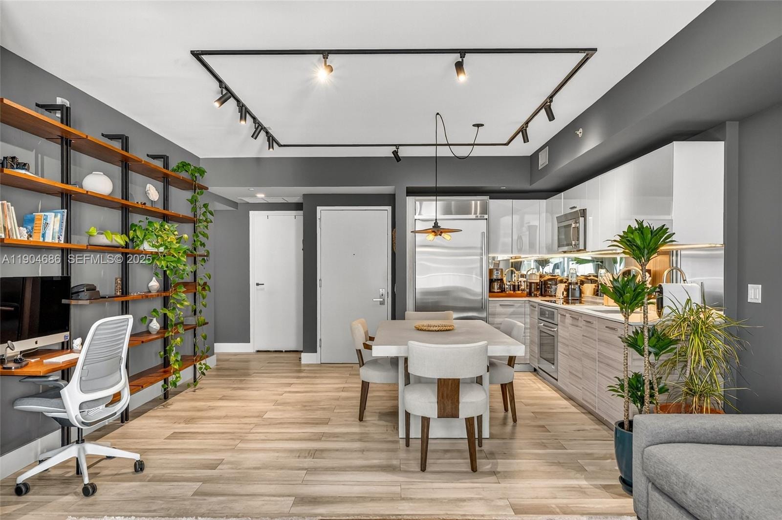 1300 Brickell Bay Drive 2403, Miami, FL 33131 photo 7