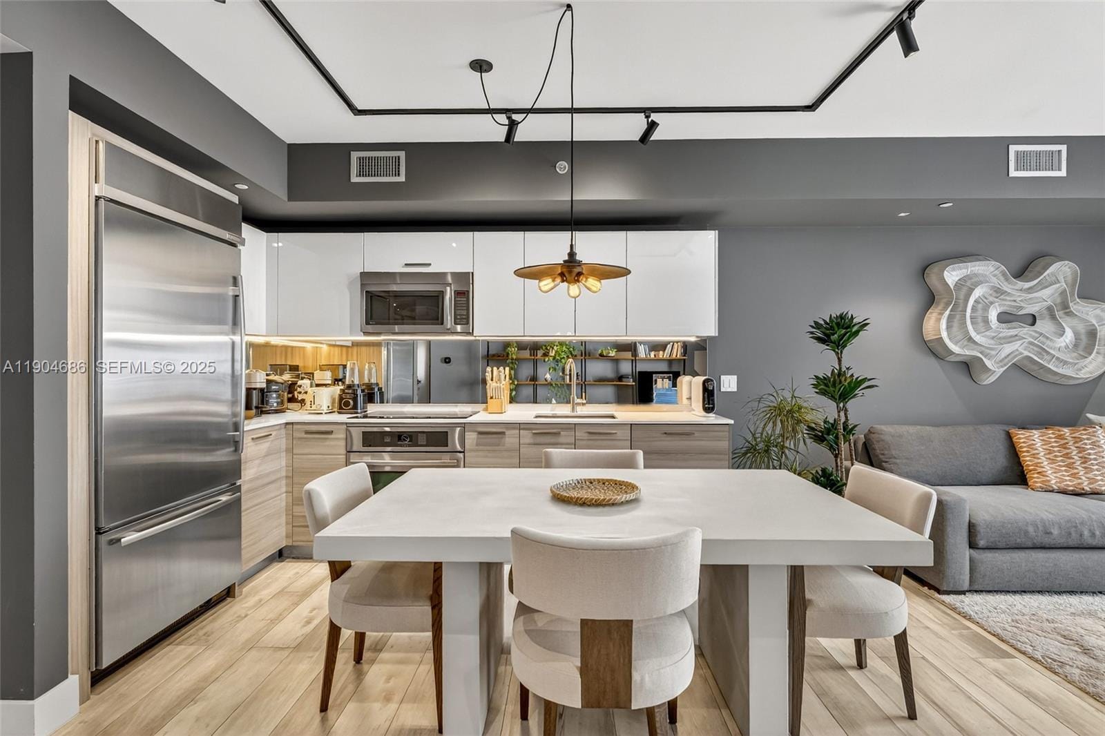 1300 Brickell Bay Drive 2403, Miami, FL 33131 photo 8