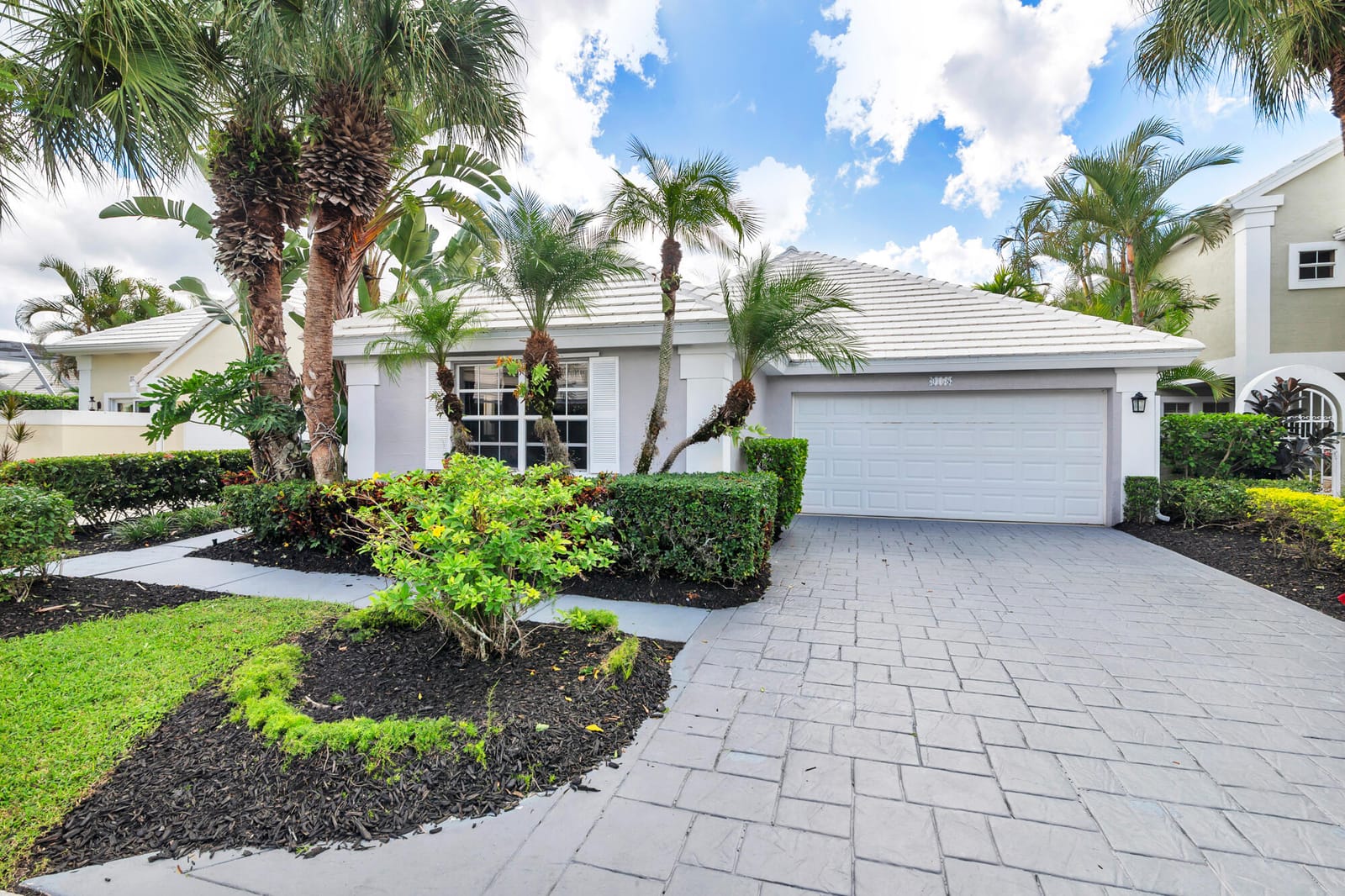 9158 Heathridge Drive, West Palm Beach, FL 33411 photo 2