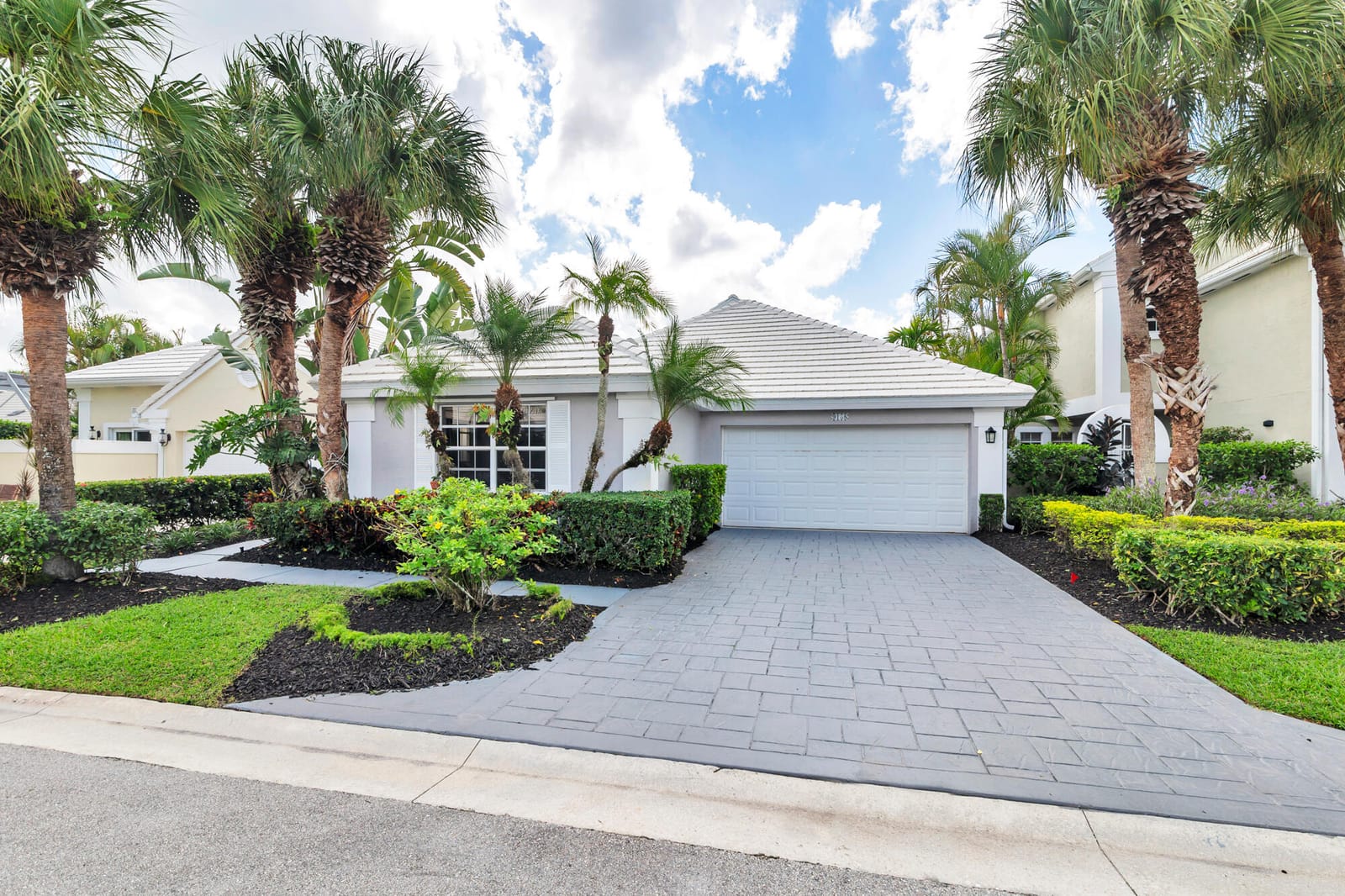 9158 Heathridge Drive, West Palm Beach, FL 33411 photo 4