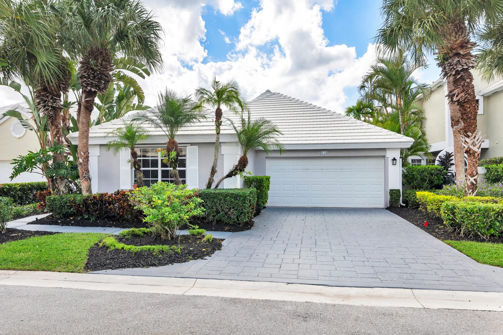 9158 Heathridge Drive, West Palm Beach, FL 33411