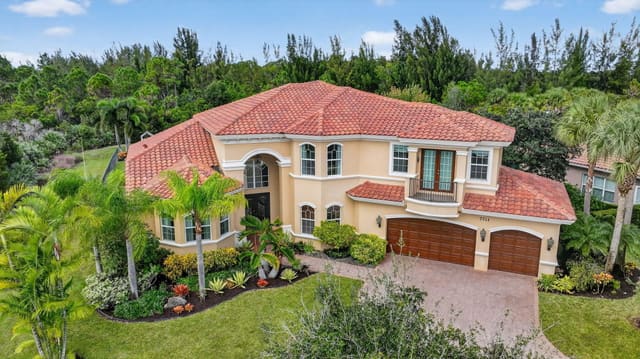 7711 Eden Ridge Way, sold in Bayhill Estates, Palm Beach Gardens, FL