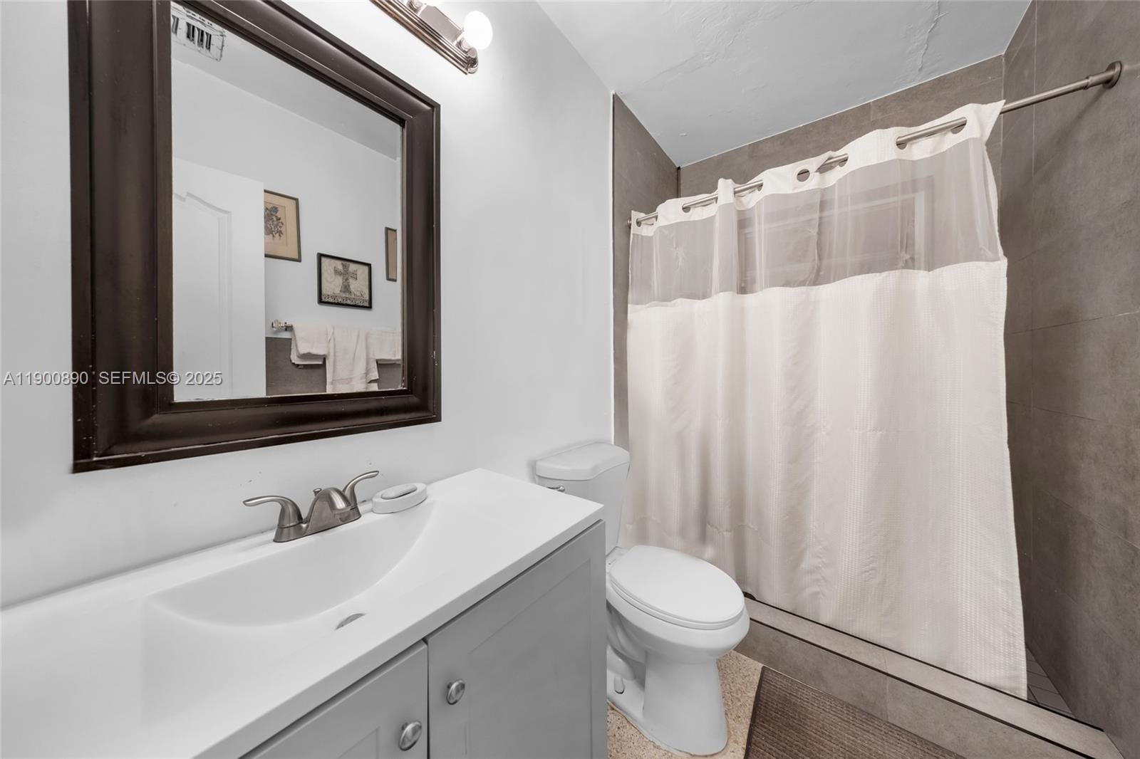 1515 NW 33rd Avenue — photo 8