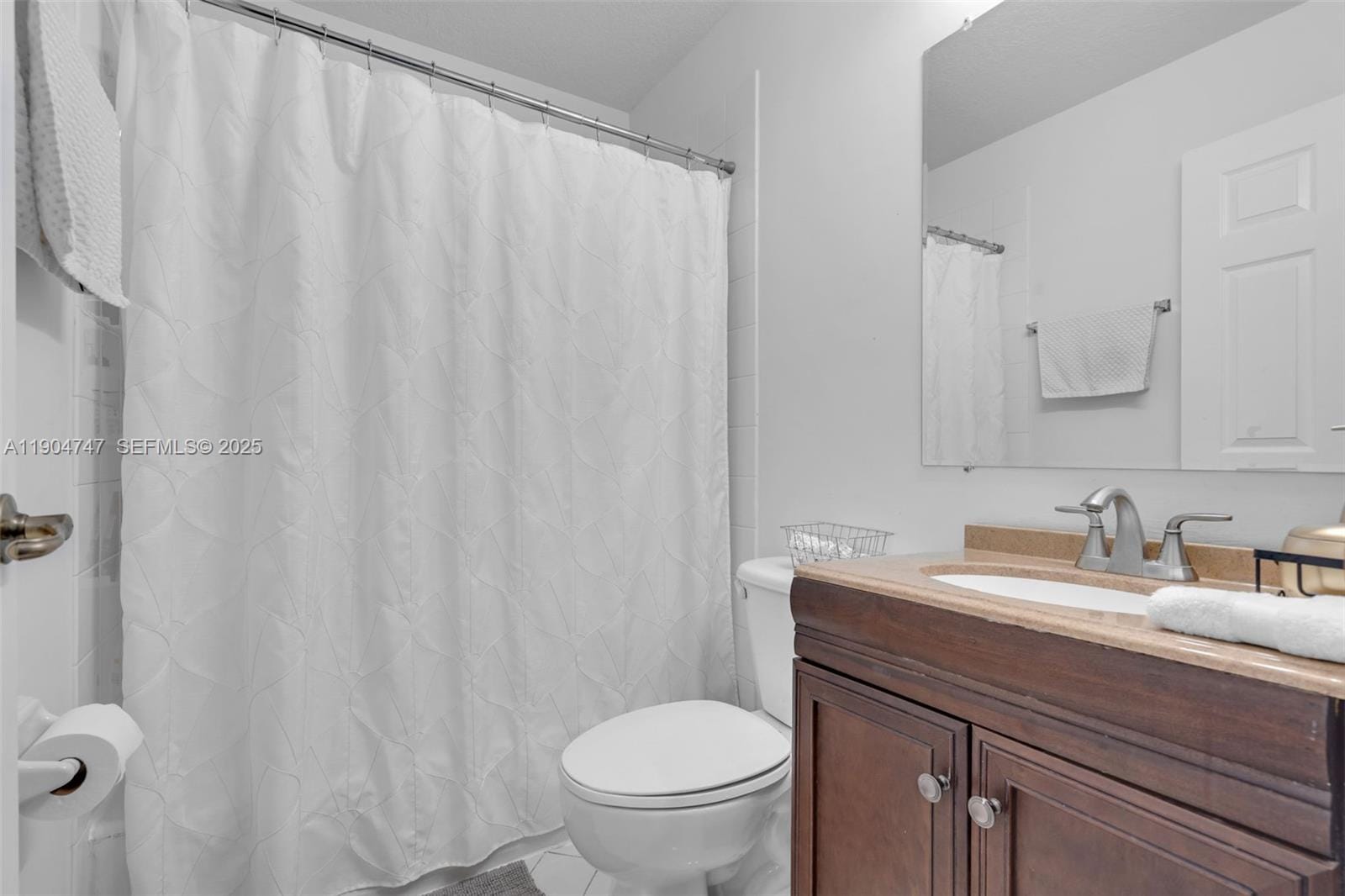 11451 NW 68th Terrace, Doral, FL 33178 photo 24