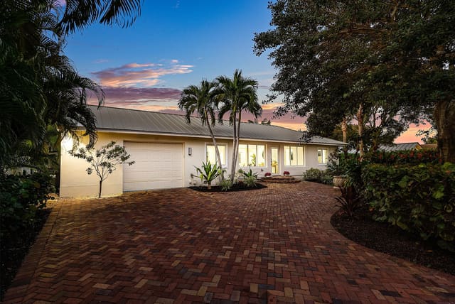 25 NE 10th Street, Delray Beach, FL 33444