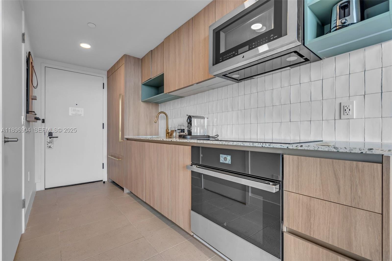 159 NE 6th Street 4514, Miami, FL 33132 photo 17