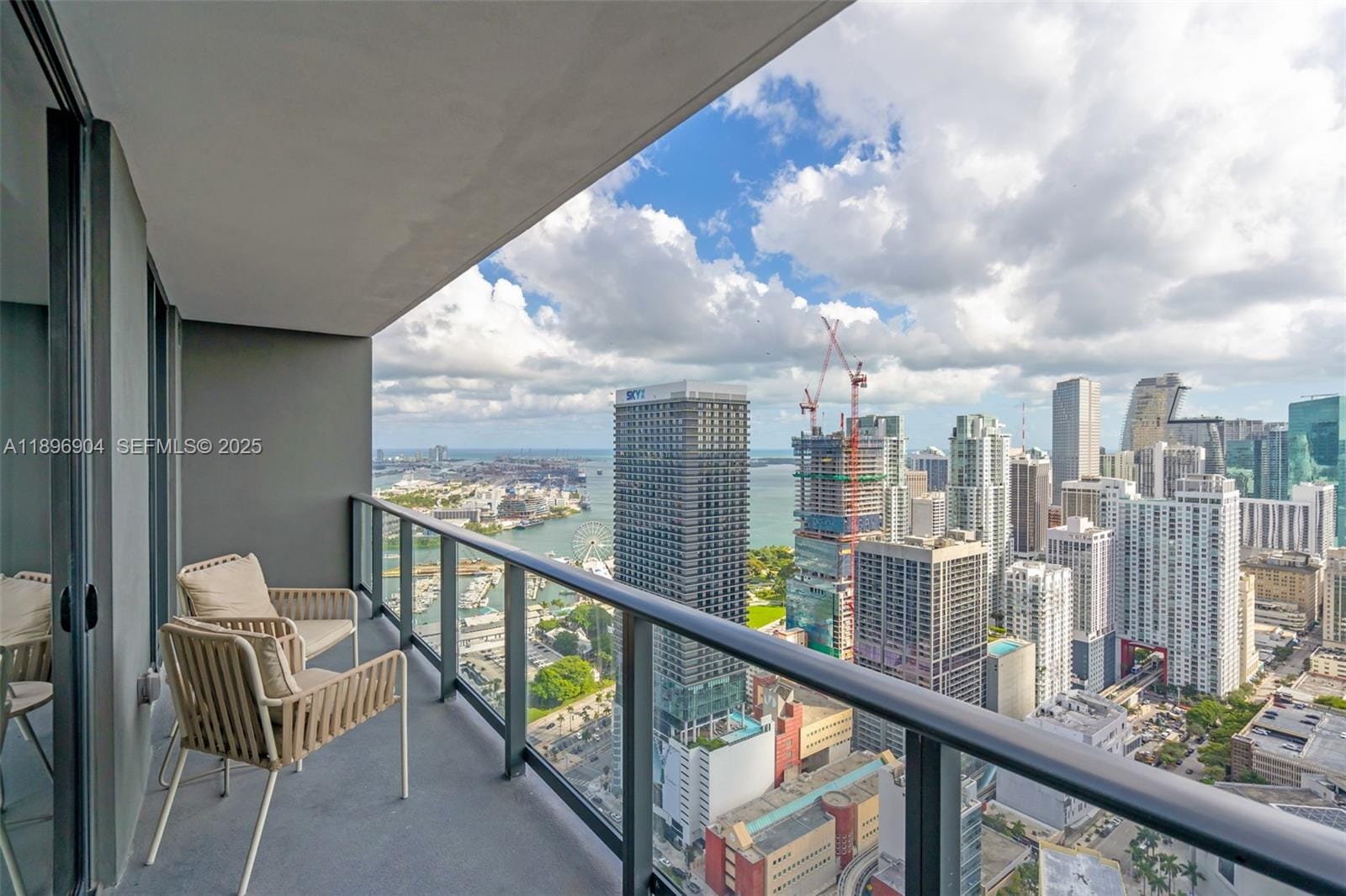 159 NE 6th Street 4514, Miami, FL 33132 photo 22