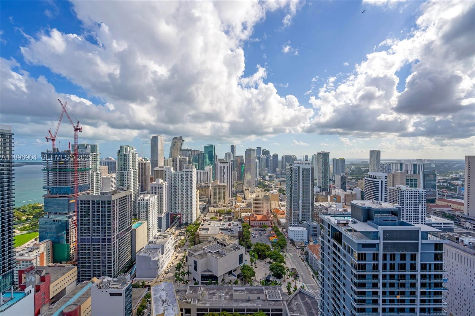 159 NE 6th Street 4514, Miami, FL 33132 photo 24