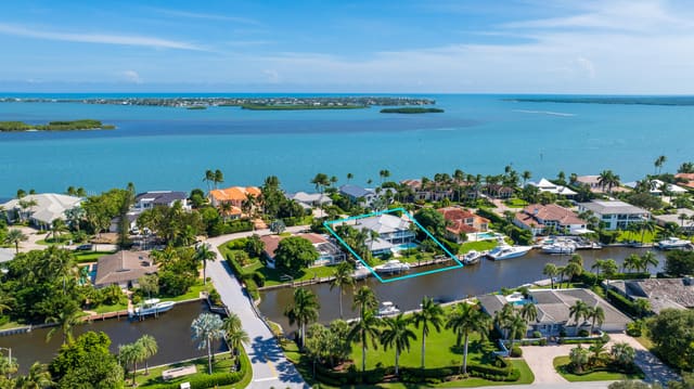 7 Island Road, Sewalls Point, FL 34996