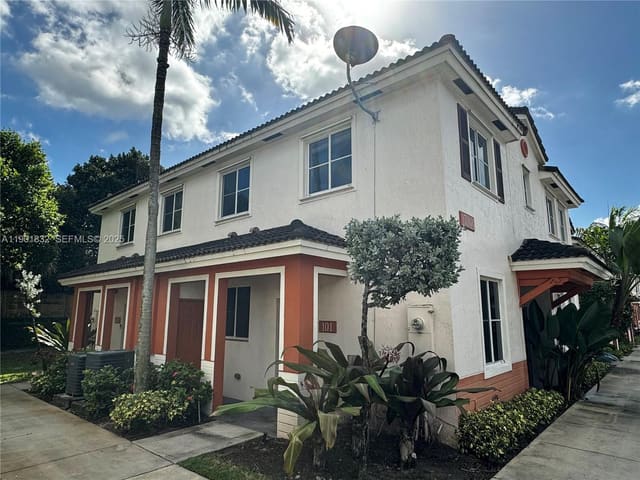 17333 NW 7th Avenue 201, sold in Solabella Condo, Miami Gardens, FL