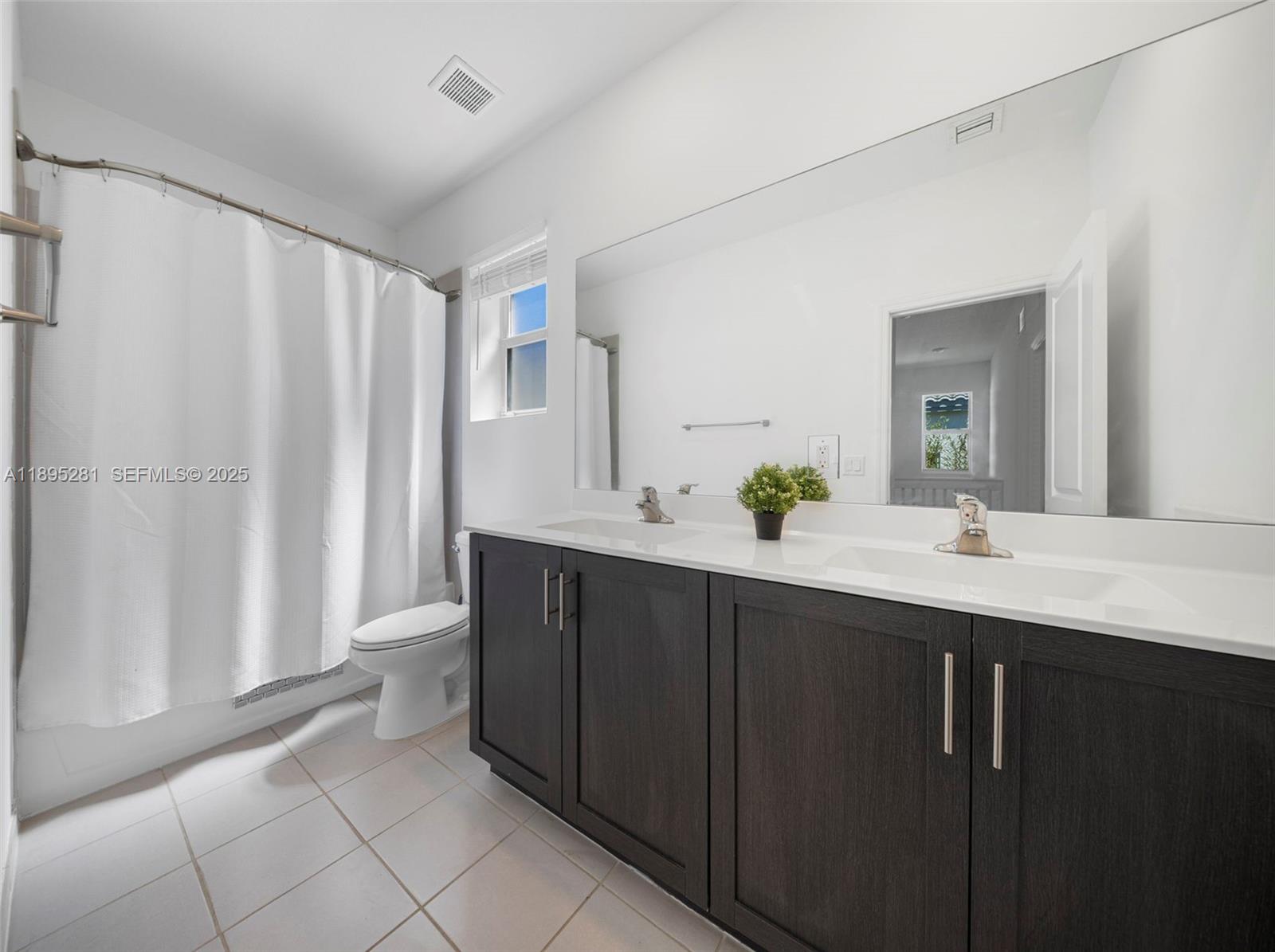 1411 SE 26th Road — photo 11