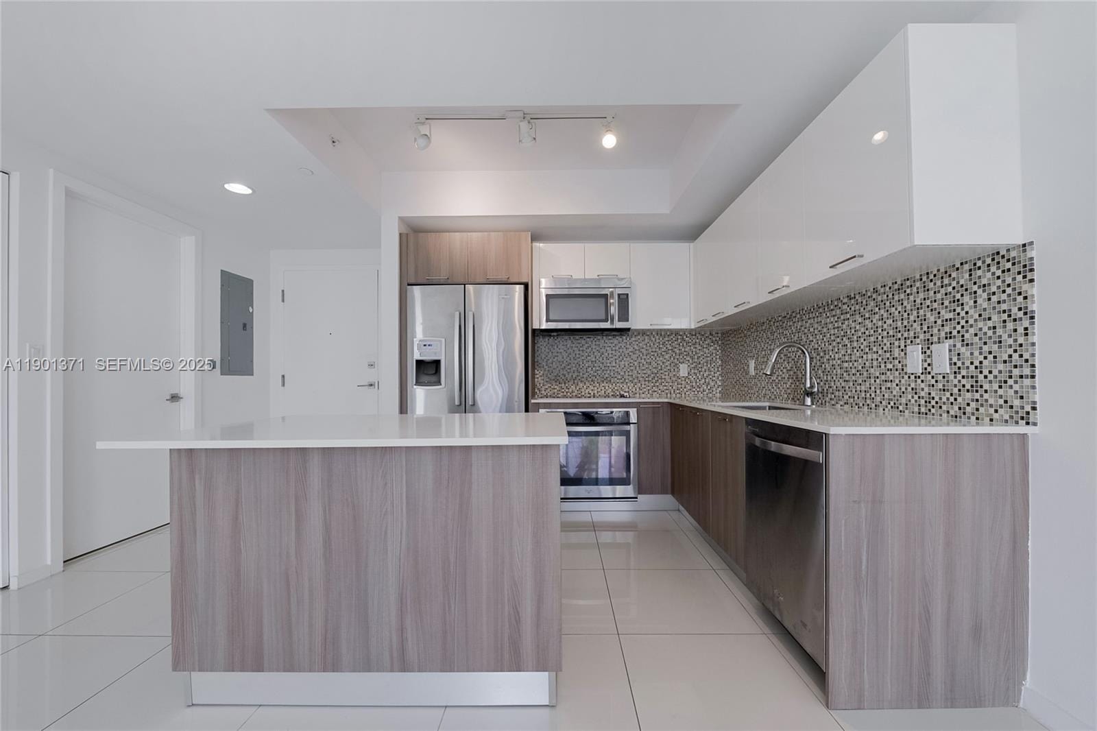 5300 Paseo Boulevard 1205, Doral, FL 33166 photo 8