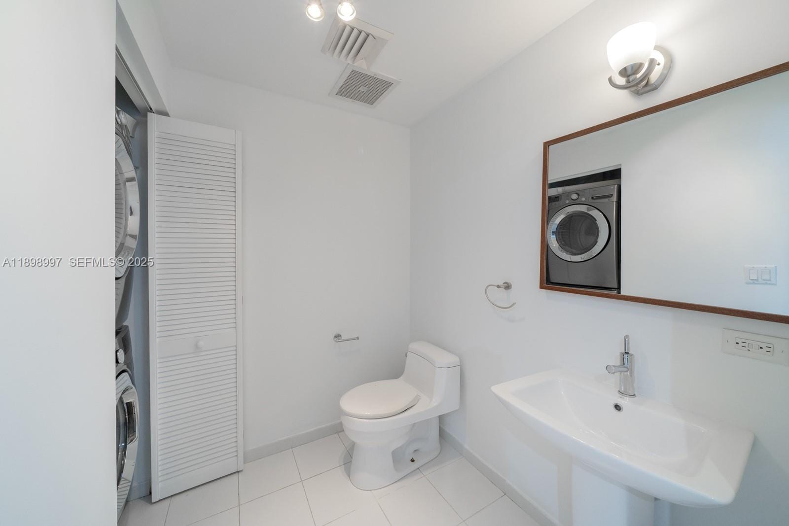 3470 E Coast Avenue H0913, Miami, FL 33137 photo 4