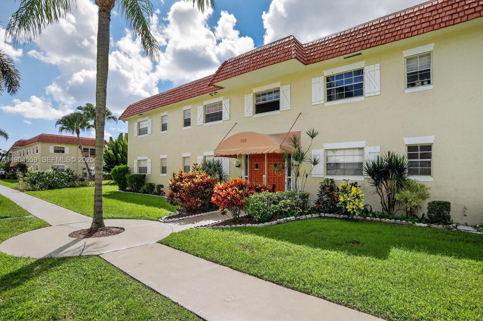 5640 SW 3rd Place 110, Margate, FL 33068 photo 13