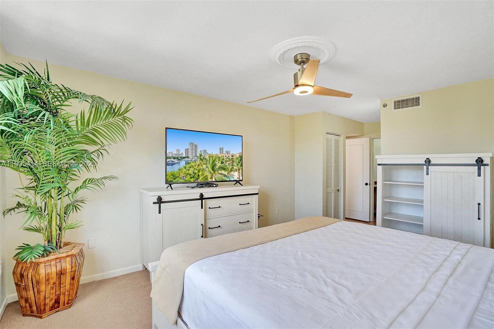 19877 E Country Club Drive 3607, Aventura, FL 33180 photo 20