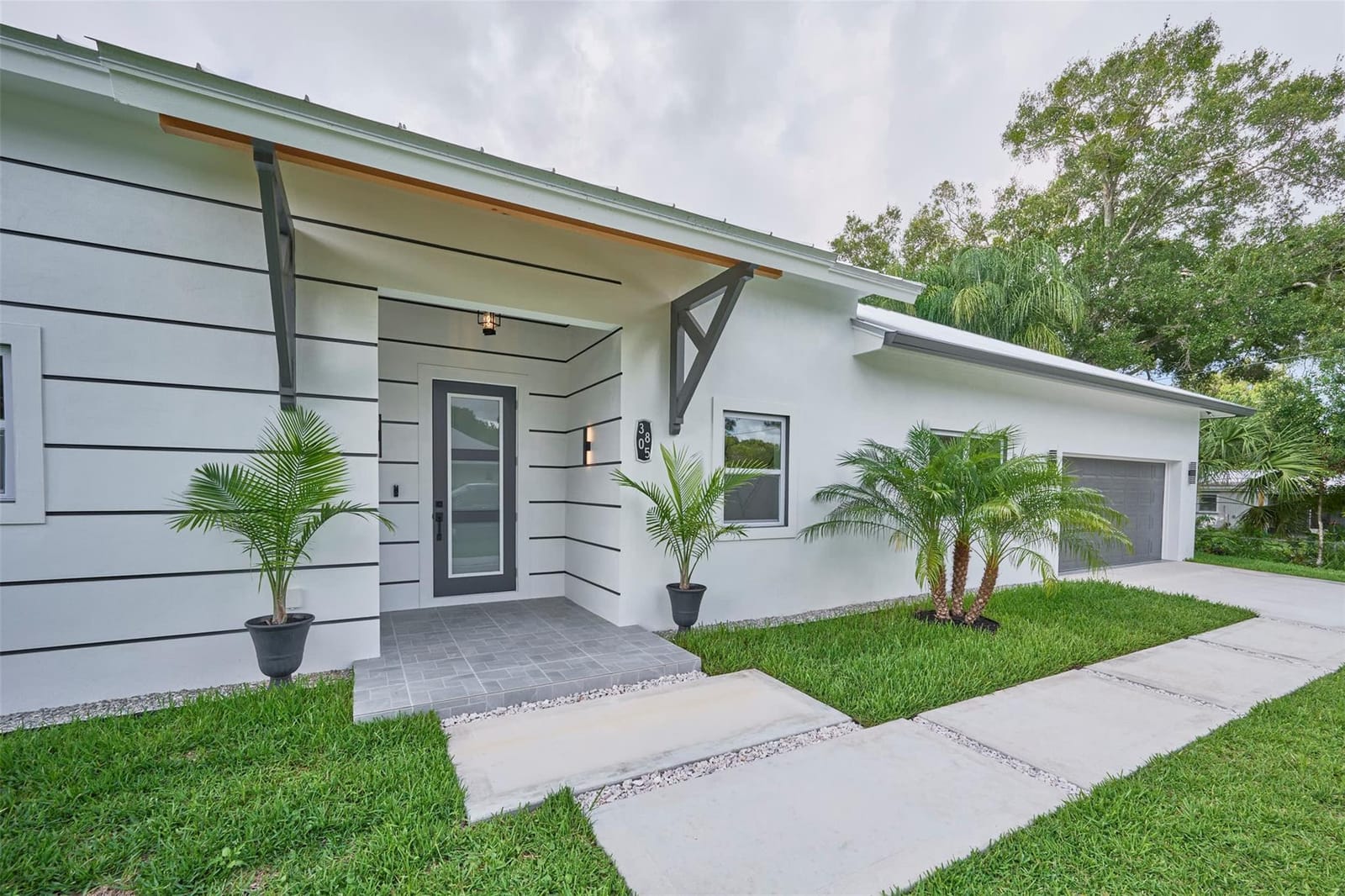 3805 11th Street, Vero Beach, FL 32960 photo 2