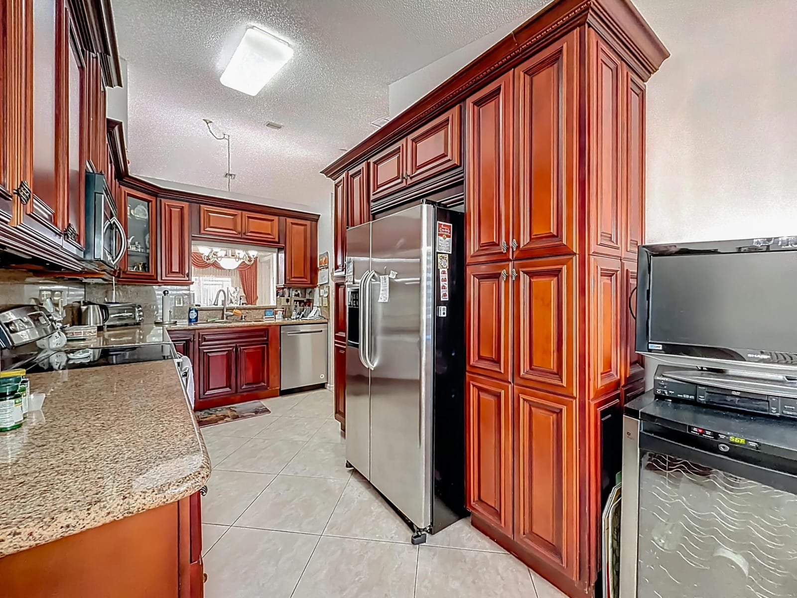 6174 Caladium Road — photo 4