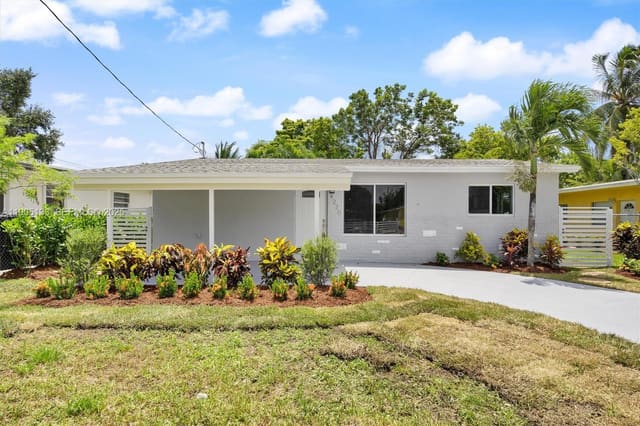 4220 SW 21st Street, West Park, FL 33023