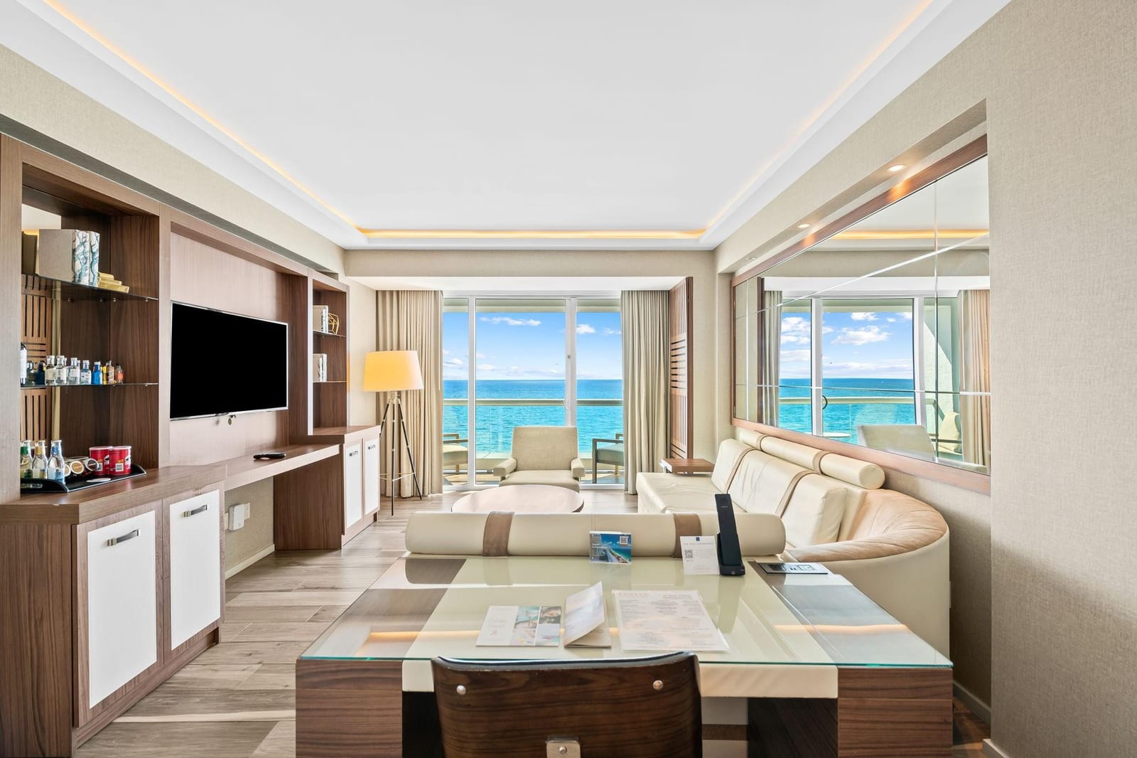 551 N Fort Lauderdale Beach Boulevard H1116, Fort Lauderdale, FL 33304