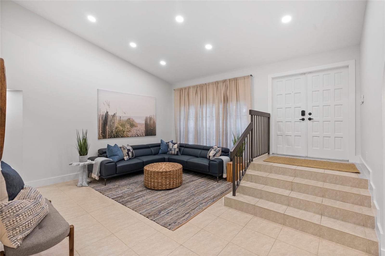 10877 NW 6th Street — photo 4