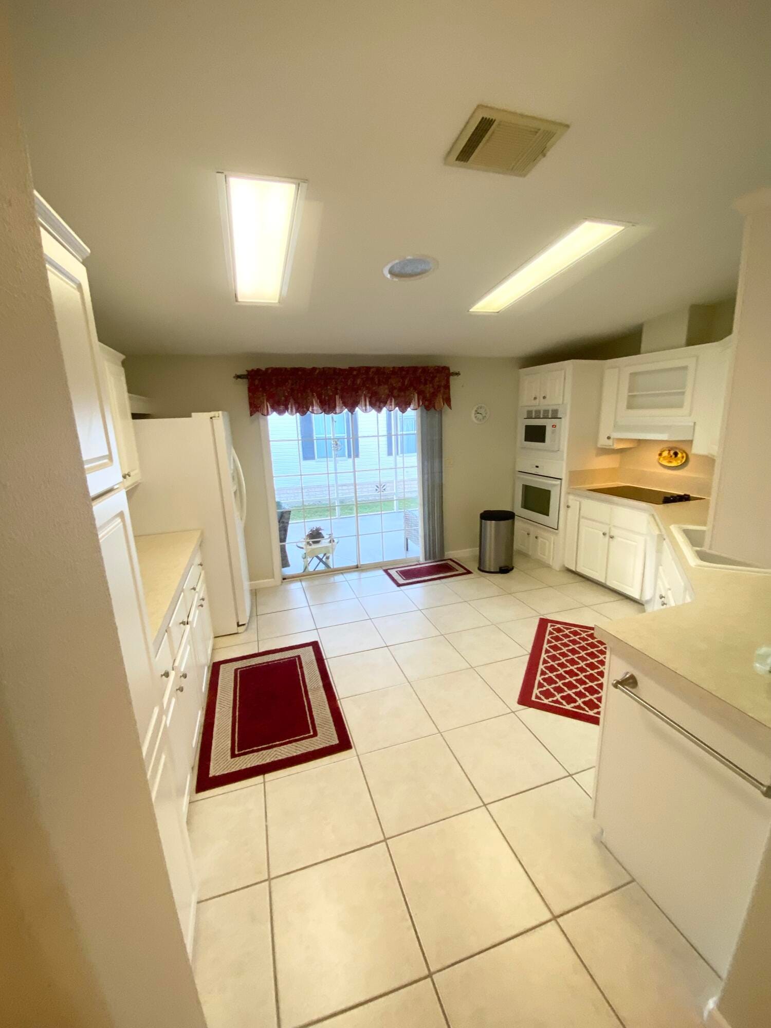 436 Tropical Isles Circle, Fort Pierce, FL 34982 photo 6