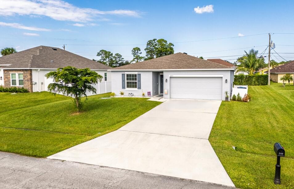 2217 SW Crocus Lane, Port St. Lucie, FL 34953