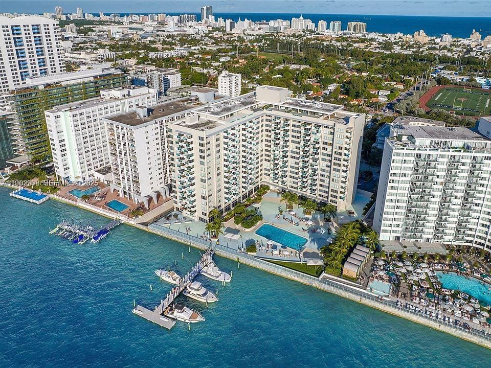 1200 West Avenue 719, Miami Beach, FL 33139 photo 16