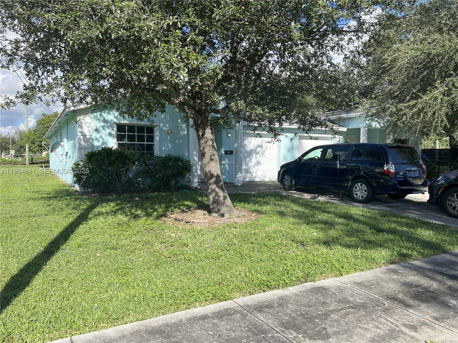 1139 Wright Street, Riviera Beach, FL 33404 photo 2