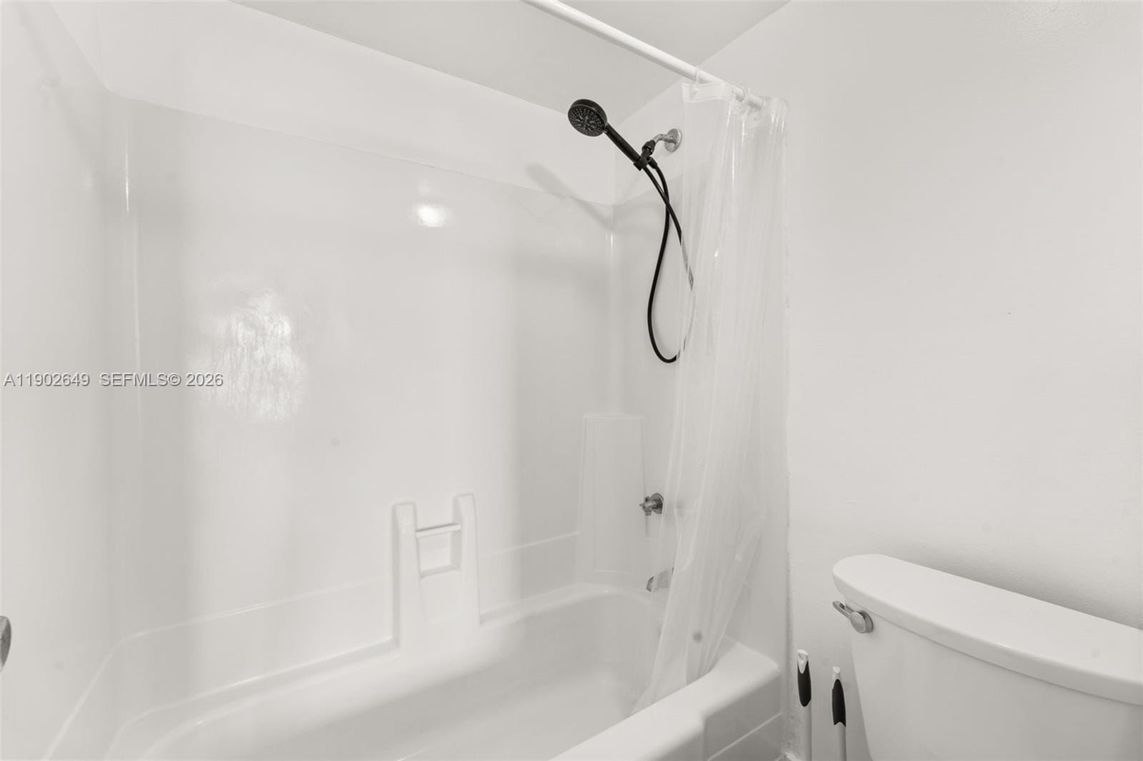 2350 NE 135th Street 1401, North Miami, FL 33181 photo 12