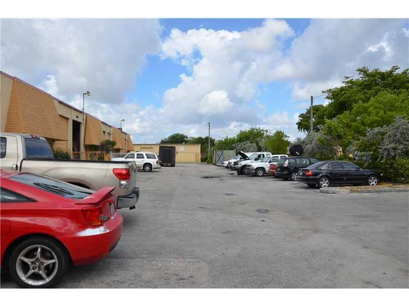 5780 SW 25 Street, Pembroke Park, FL 33023 photo 20