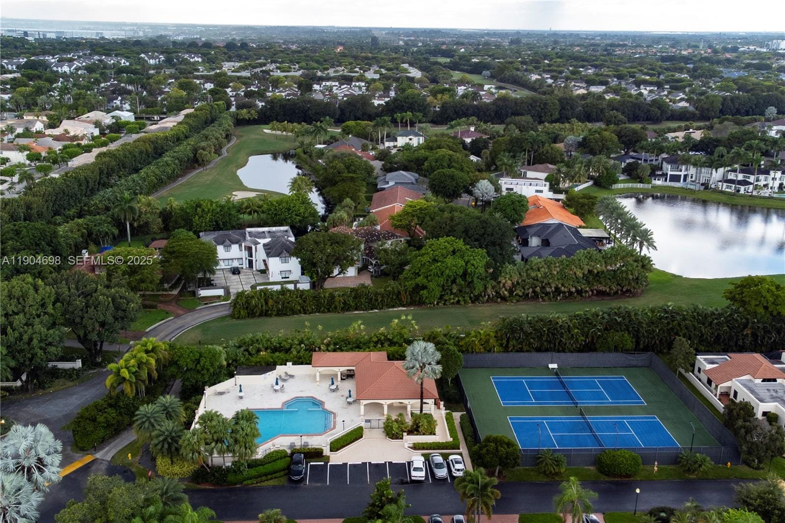 9320 NW 48th Doral Terrace — photo 5