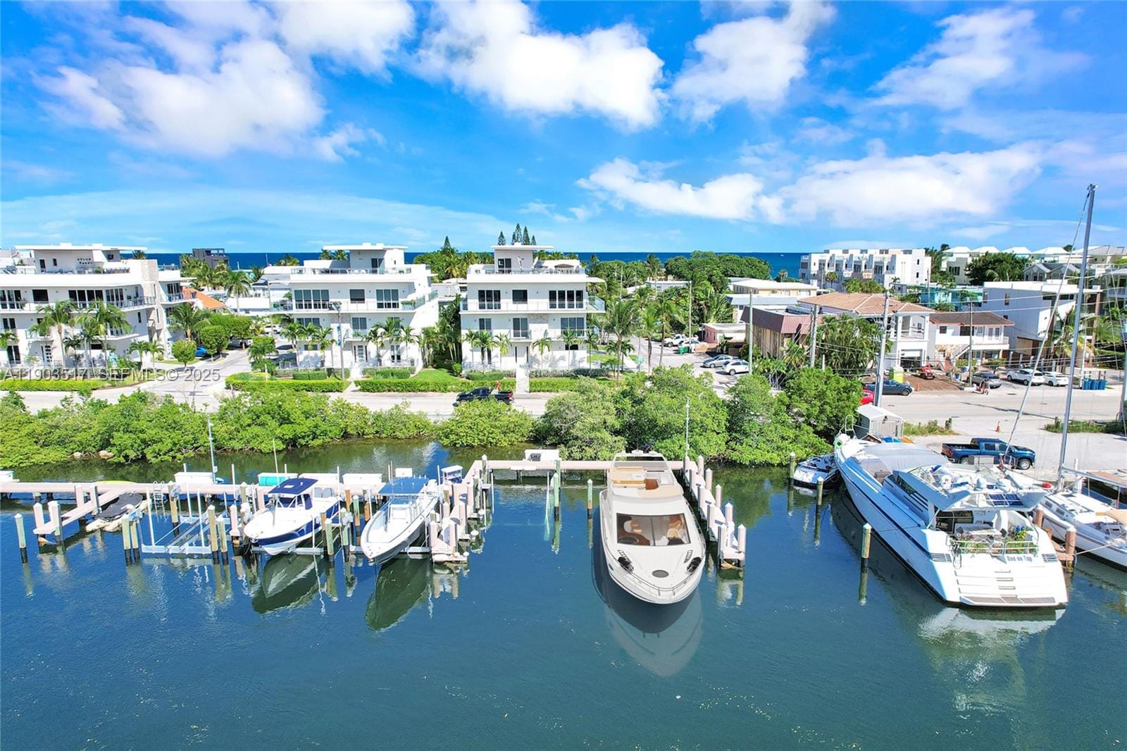 348 Desoto Street, Hollywood, FL 33019 photo 2