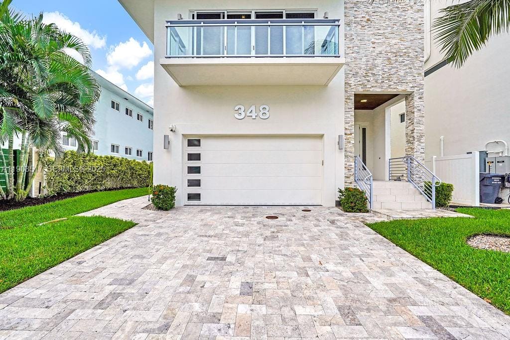 348 Desoto Street, Hollywood, FL 33019 photo 5