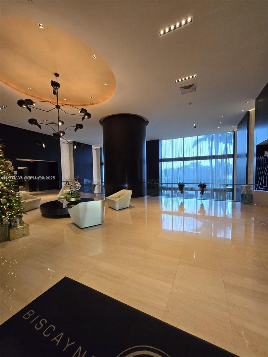 900 Biscayne Boulevard 3902, Miami, FL 33132