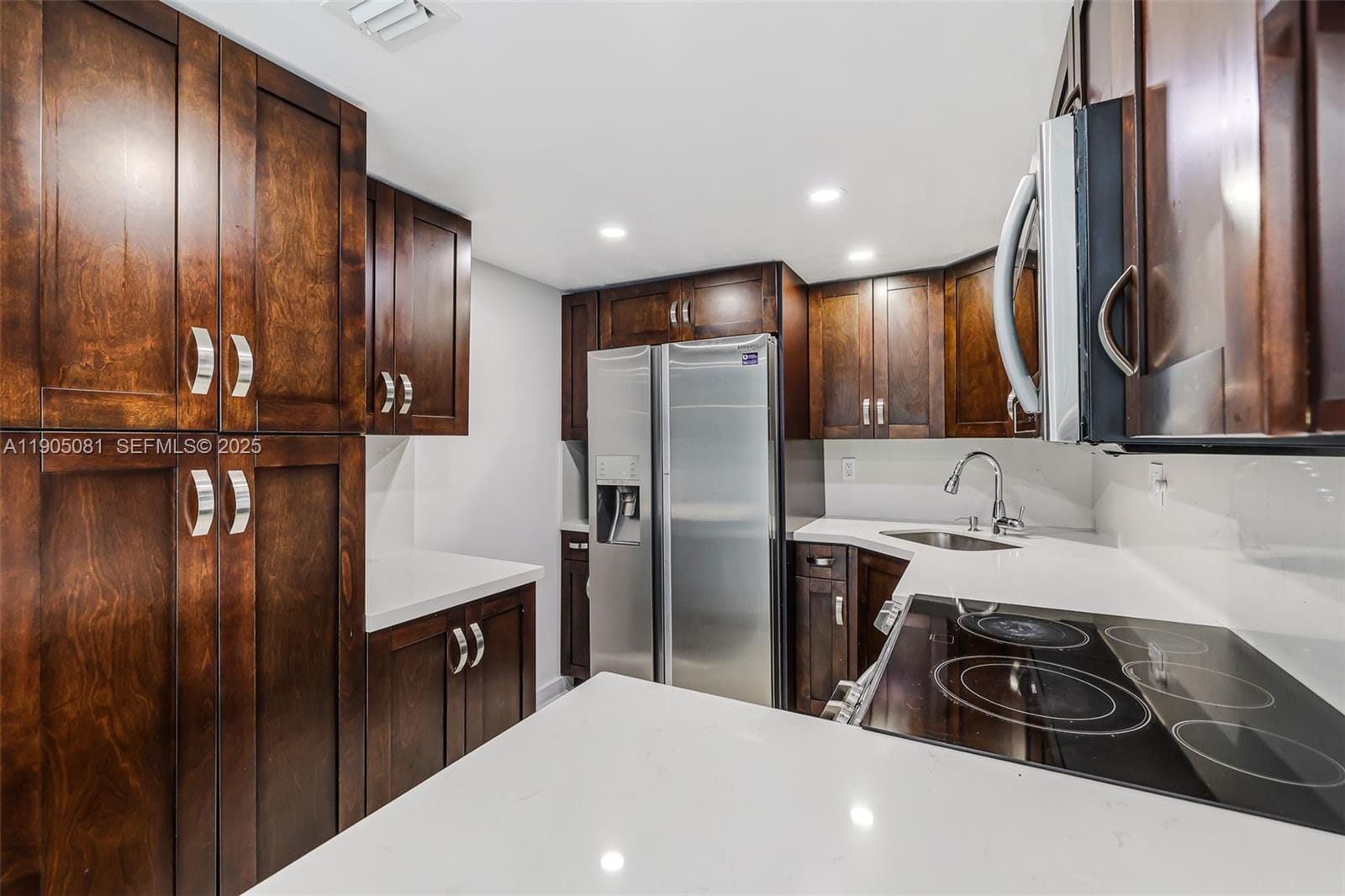 4705 NW 7th Street 201-7, Miami, FL 33126 photo 3