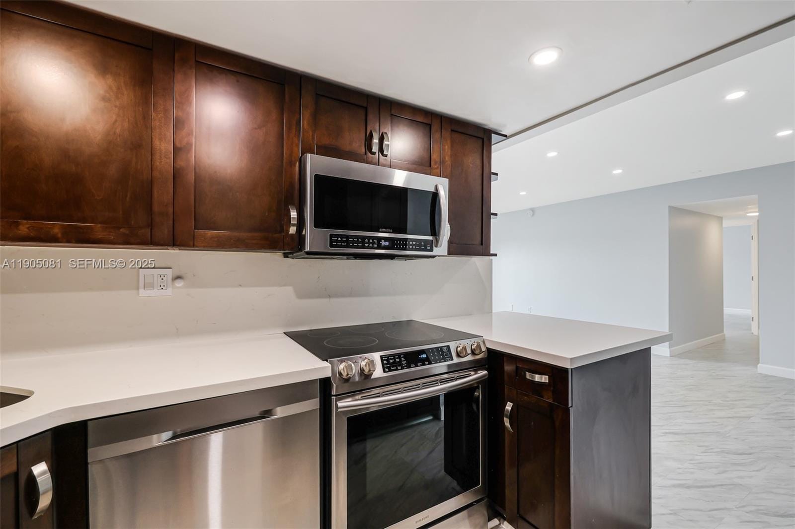 4705 NW 7th Street 201-7, Miami, FL 33126 photo 4