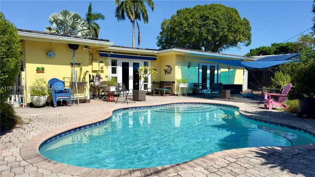 800 NW 29th Street, sold in Jenada Villas, Wilton Manors, FL