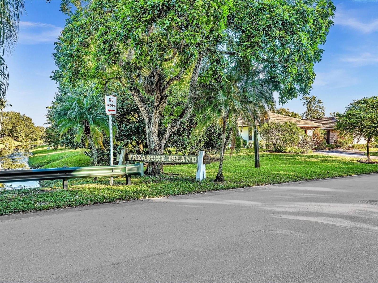1342 NW 100th Drive — photo 8