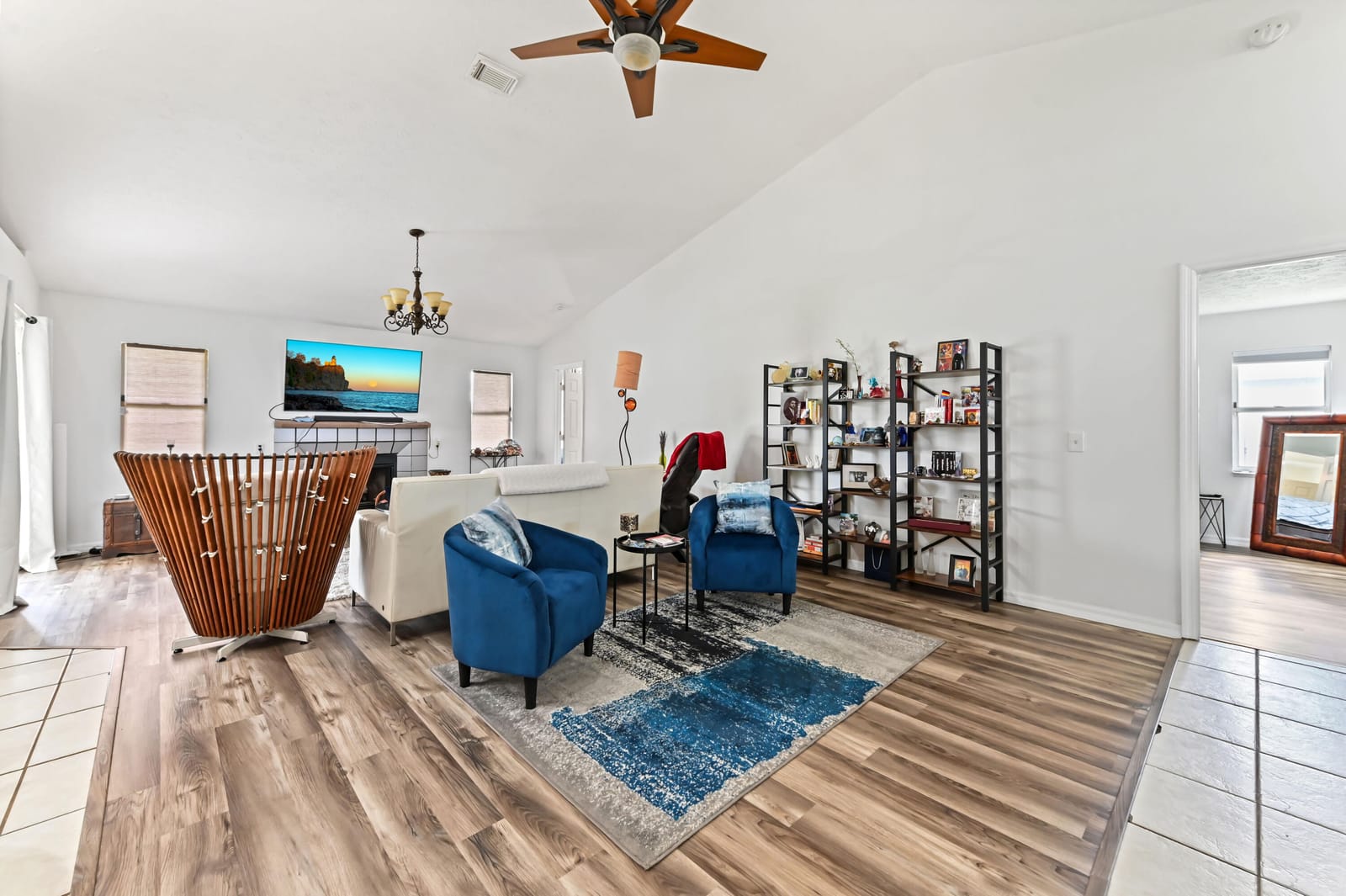 1014 SW Canary Terrace — photo 4