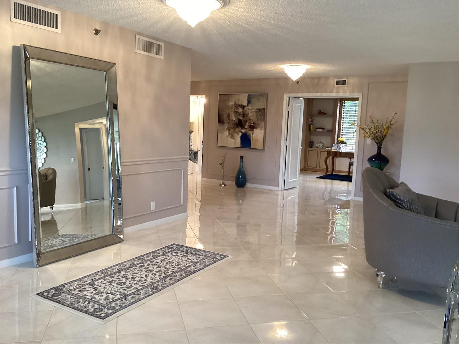 7567 Imperial Drive 201, Boca Raton, FL 33433