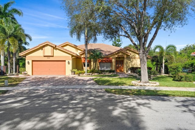 6393 NW 42nd Terrace, Coconut Creek, FL 33073