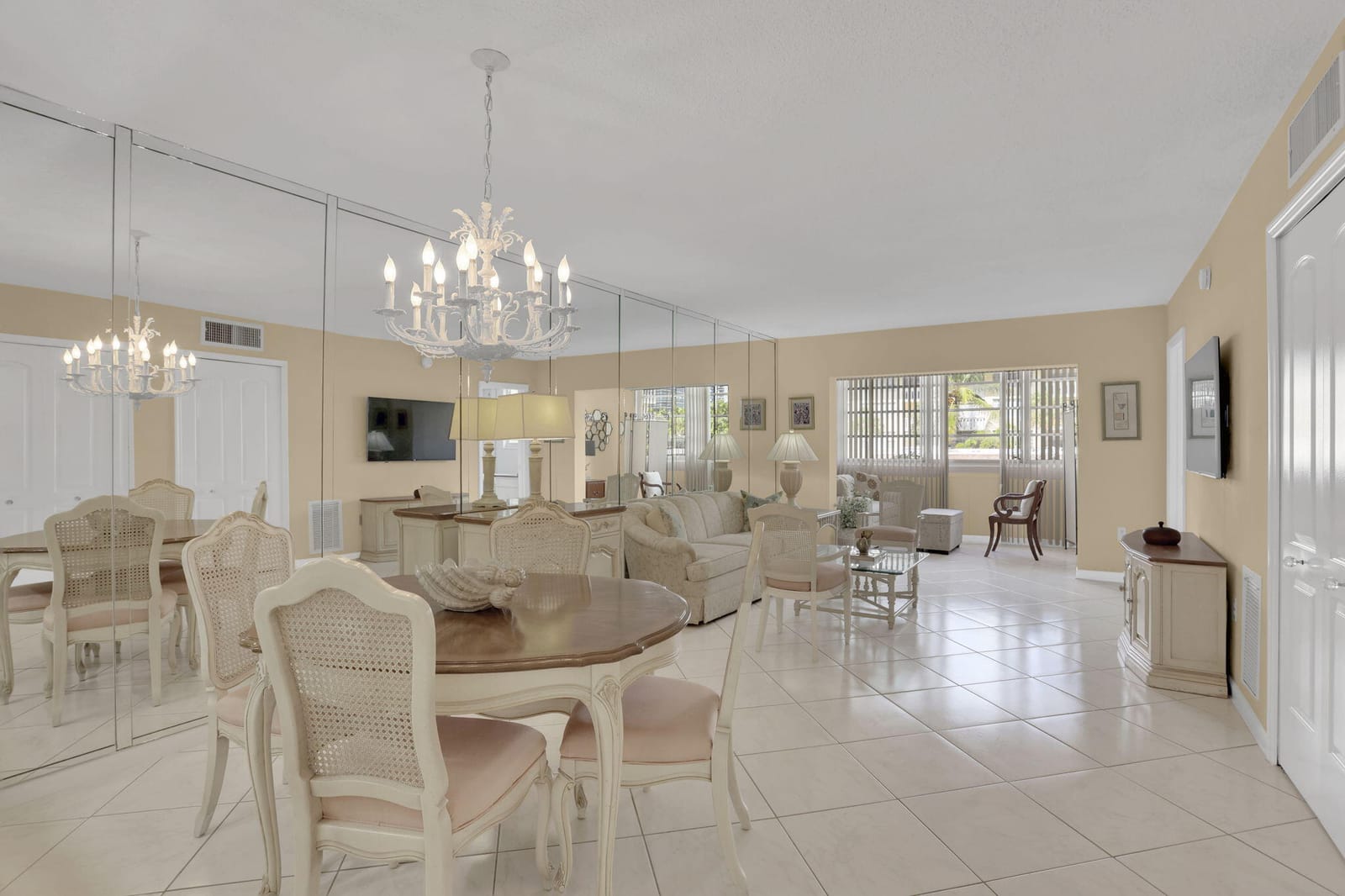 1891 S Ocean Drive 202 — photo 2