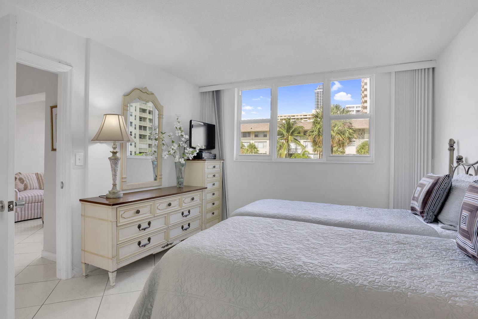1891 S Ocean Drive 202 — photo 11