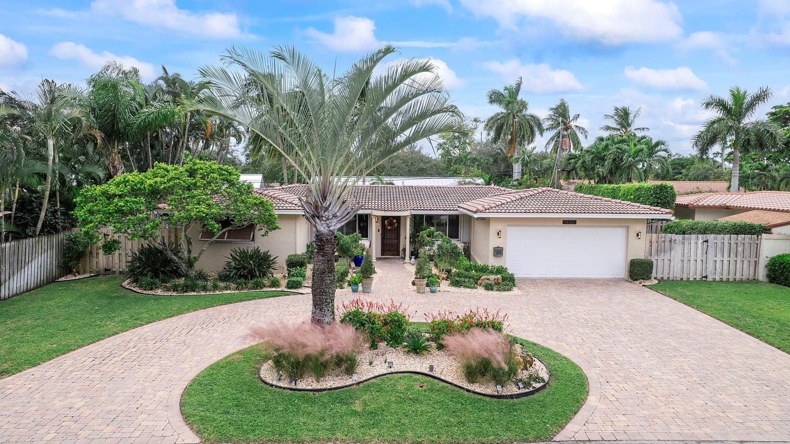 4121 NE 22nd Terrace, Lighthouse Point, FL 33064