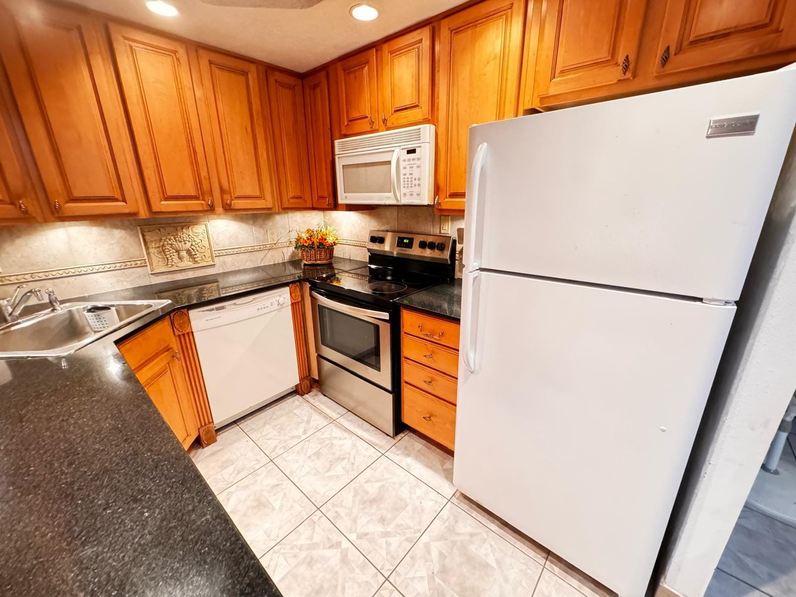280 Flanders F — photo 4