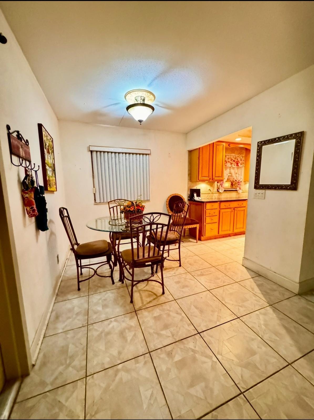280 Flanders F — photo 9