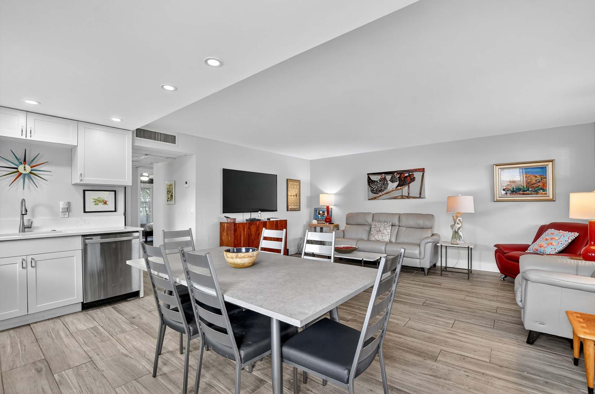 360 Flanders H — photo 12